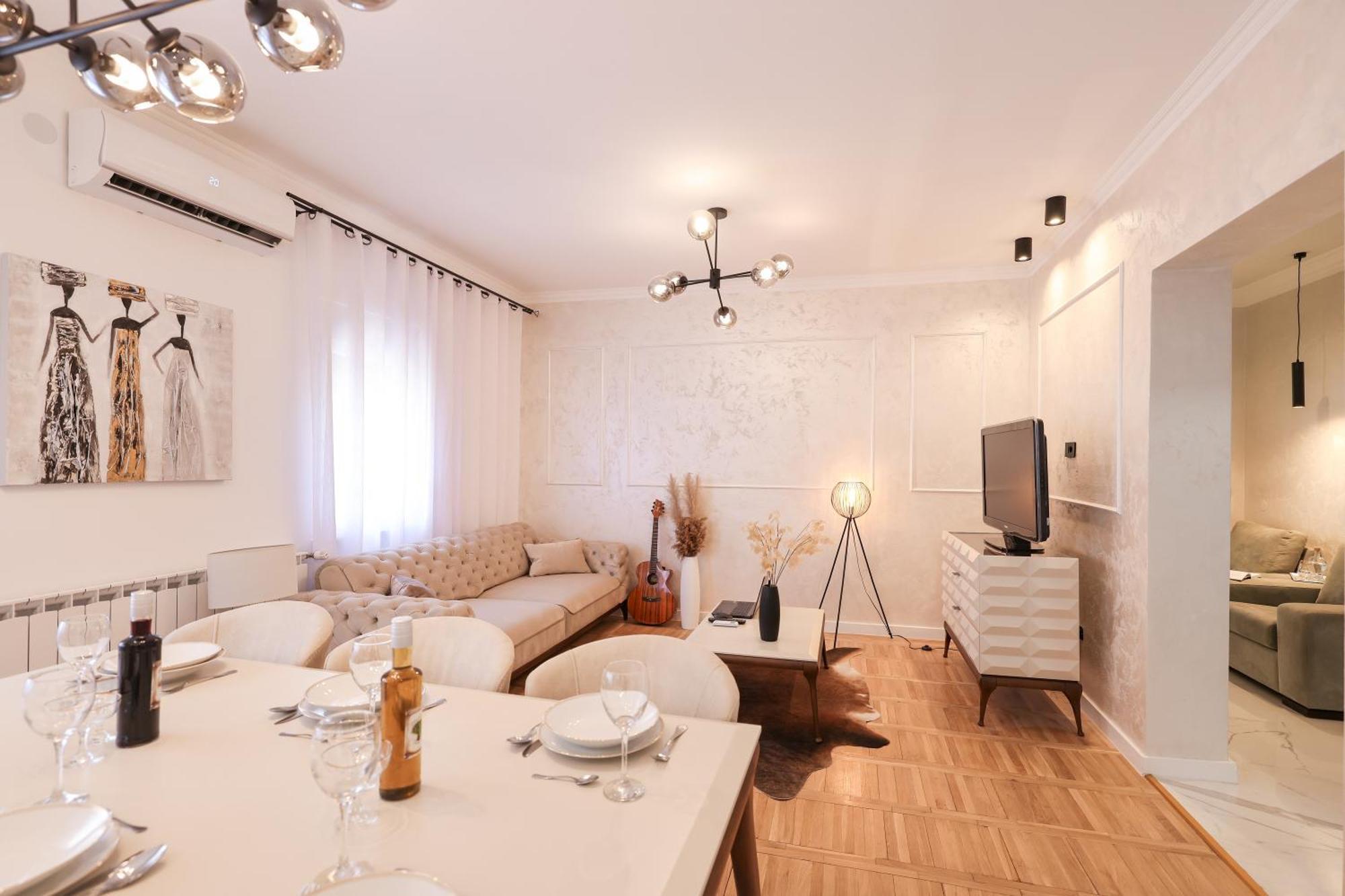 Oscar & Leo Apartment *